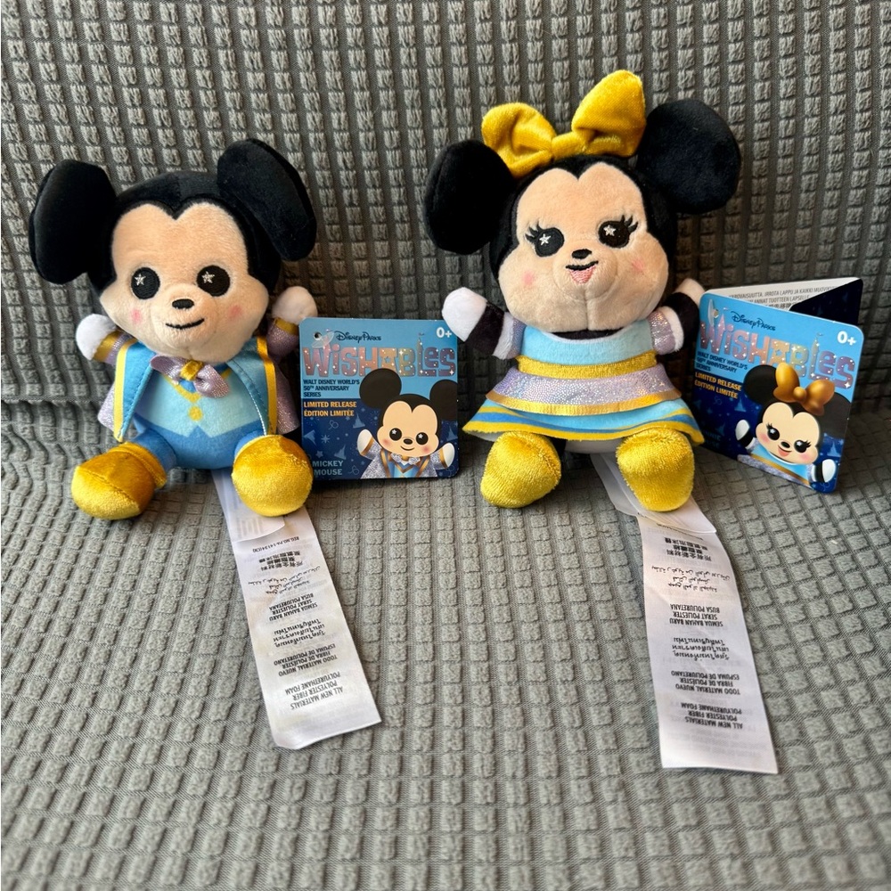 New 2021 Walt Disney World 50th Anniversary Wishables Plush Mickey & Minnie Set